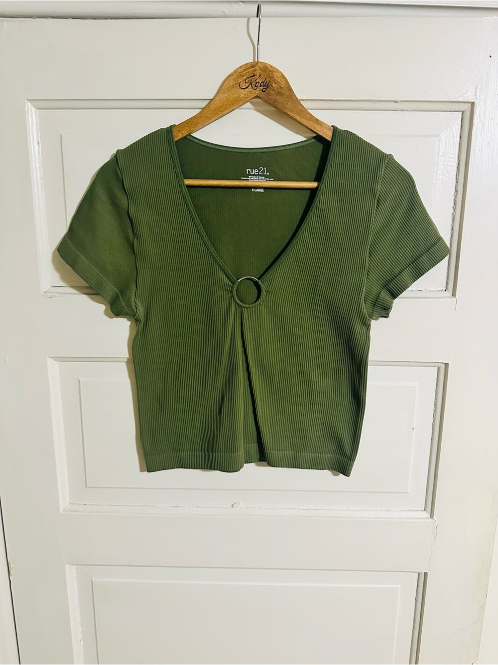 Rue21 Olive Green Ribbed Seamless Ring Front Crop Top XL Y2K